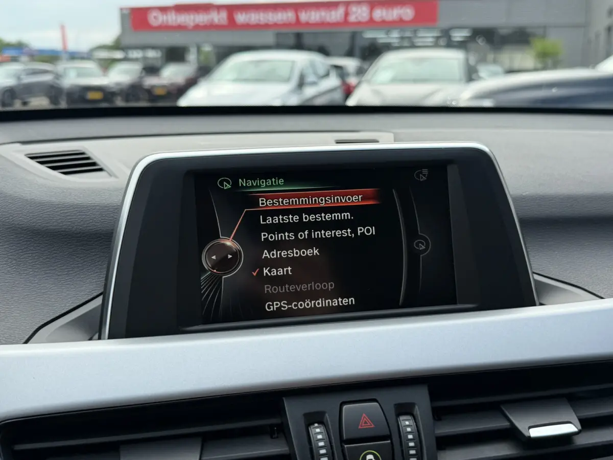 sDrive18i Advantage Navigatie Stoelverwarming Climate Control PDC Cruise Control