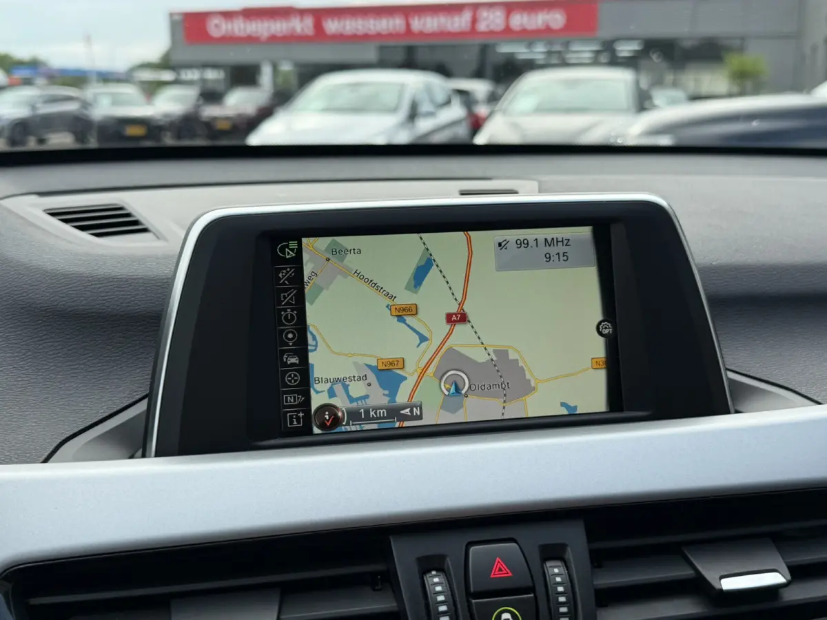 sDrive18i Advantage Navigatie Stoelverwarming Climate Control PDC Cruise Control