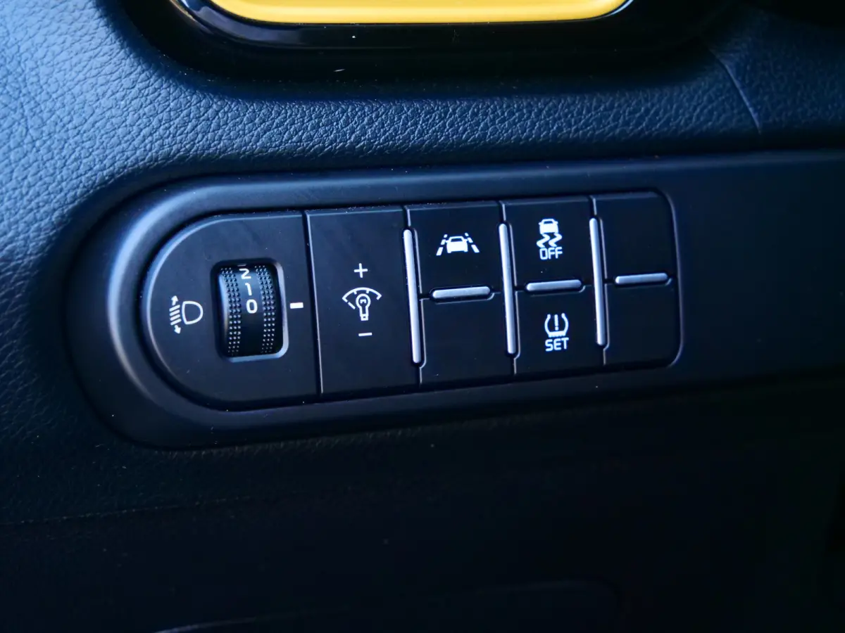 1.0 T-GDi ComfortLine 120 Pk Navi / DAB / Apple Carplay / Camera