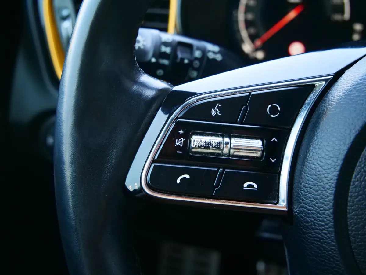 1.0 T-GDi ComfortLine 120 Pk Navi / DAB / Apple Carplay / Camera