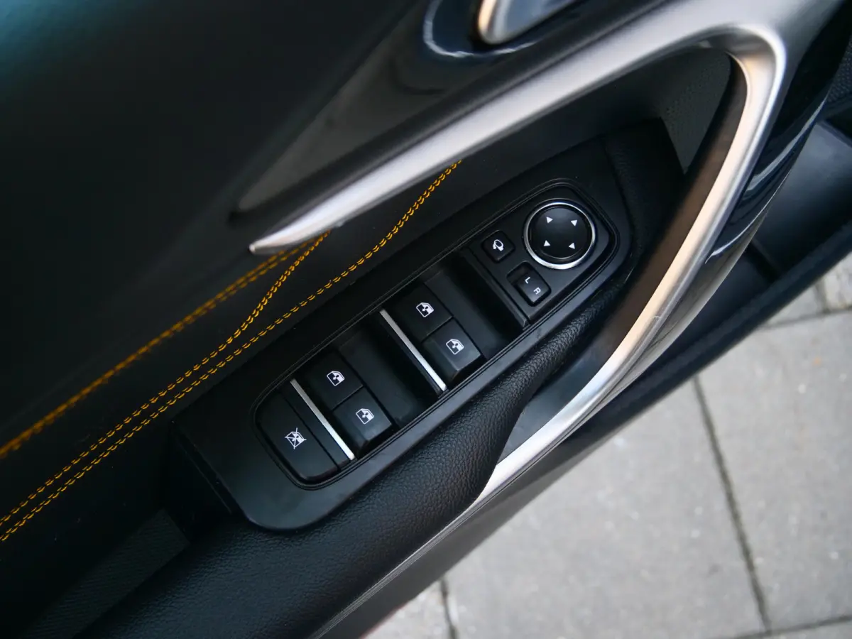 1.0 T-GDi ComfortLine 120 Pk Navi / DAB / Apple Carplay / Camera