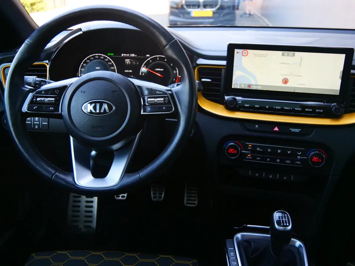 1.0 T-GDi ComfortLine 120 Pk Navi / DAB / Apple Carplay / Camera
