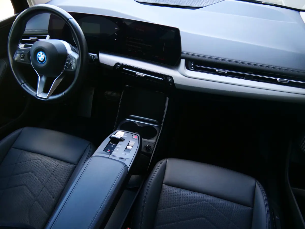 225e xDrive 245 Pk Automaat Navi / DAB / Camera / Apple Carplay