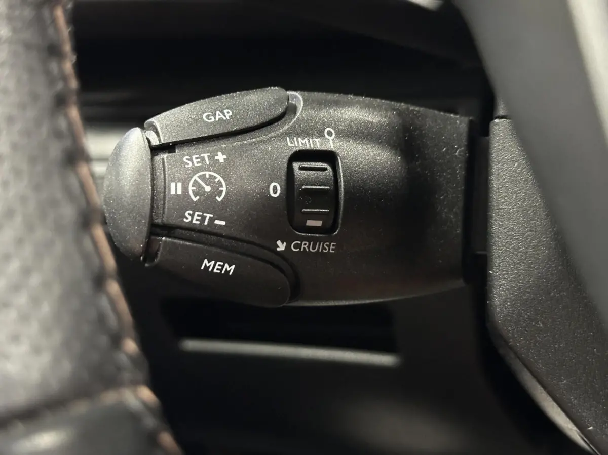 1.6 e-THP GT-Line PANORAMADAK-CAMERA-7 ZITS