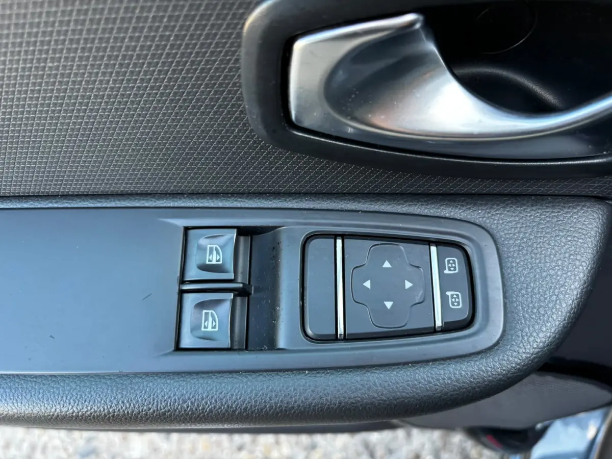 0.9 TCe Zen NAVI|CARPLAY|AIRCO|ELEK RAMEN|CRUISE|NWE APK|RIJKLAAR