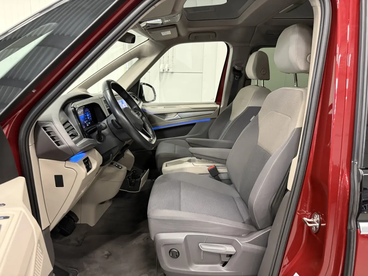 1.4 eHybrid Life 7p. PANO/TREKHAAK/SOH 91%/H&K/EL.SCHUIFDEUREN/IQ-LIGHT/ACC/KEYLESS/CAMERA/17"BLACK/EL.A.KLEP/TWO-TONE FORTANA RED-DEEP BLACK/NET BEURT GEHAD BIJ VW DEALER