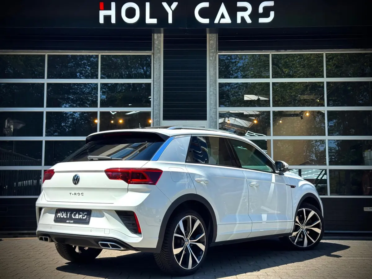 1.5 TSI R-Line | PANO | VIRTUAL | KEYLESS | CAMERA |