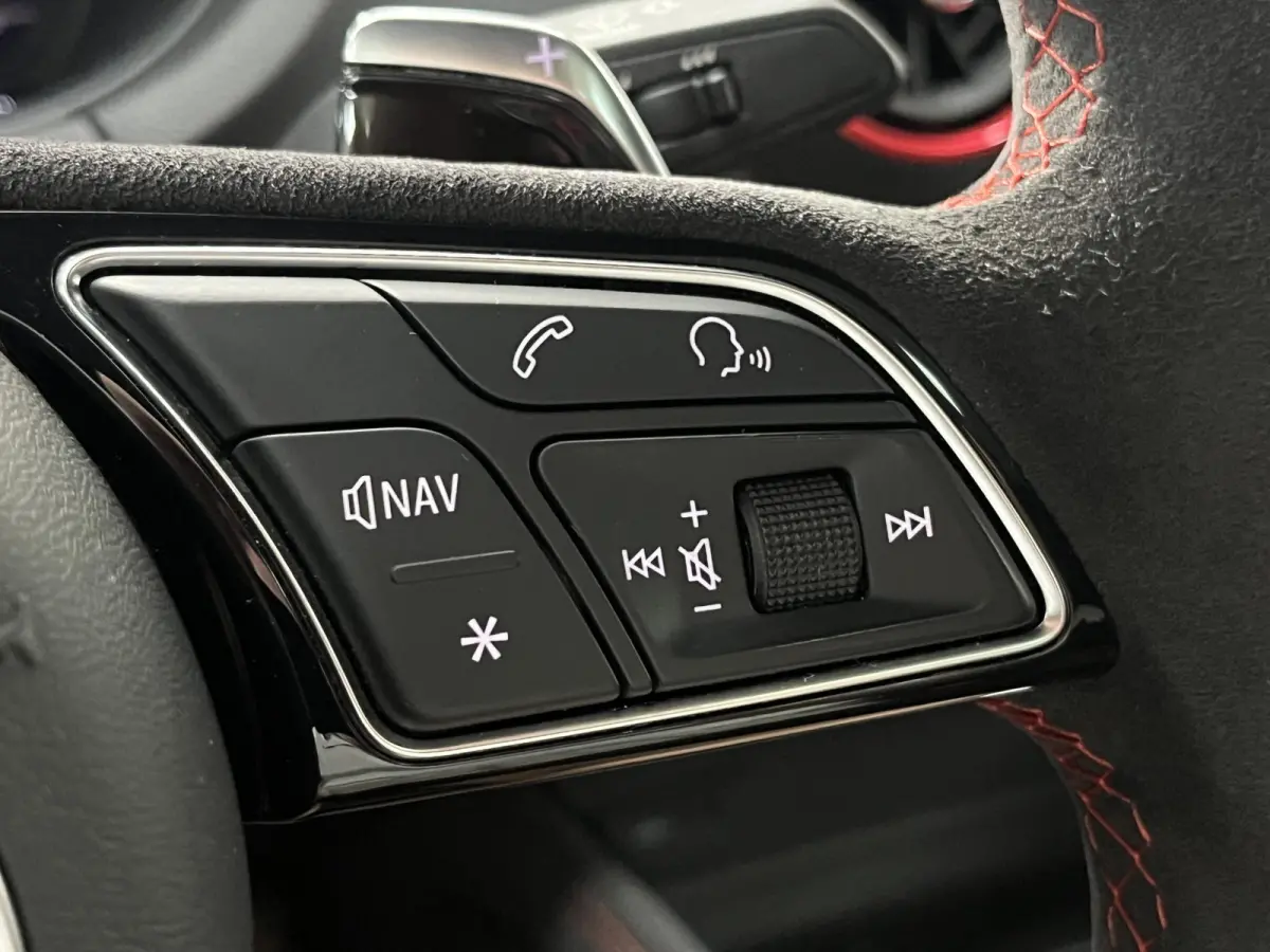RS3 2.5 TFSI Quattro*PANO*ACC*KW*RS-ZETELS*B&O*CARBON*