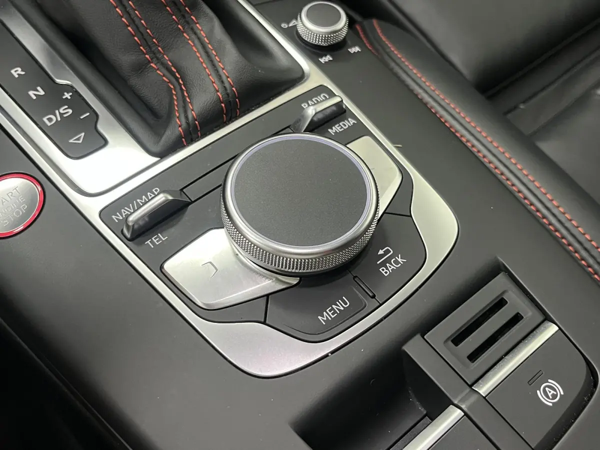 RS3 2.5 TFSI Quattro*PANO*ACC*KW*RS-ZETELS*B&O*CARBON*