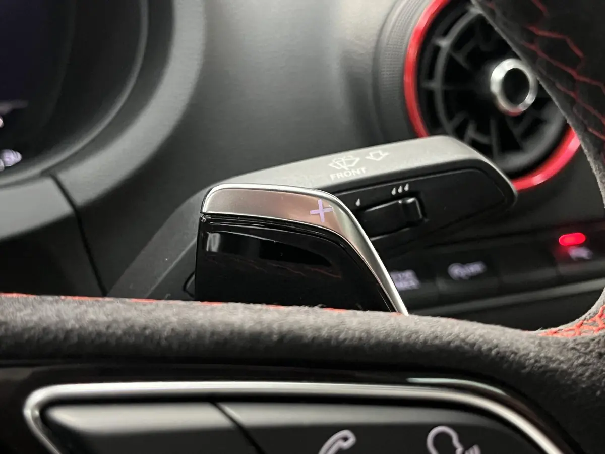RS3 2.5 TFSI Quattro*PANO*ACC*KW*RS-ZETELS*B&O*CARBON*