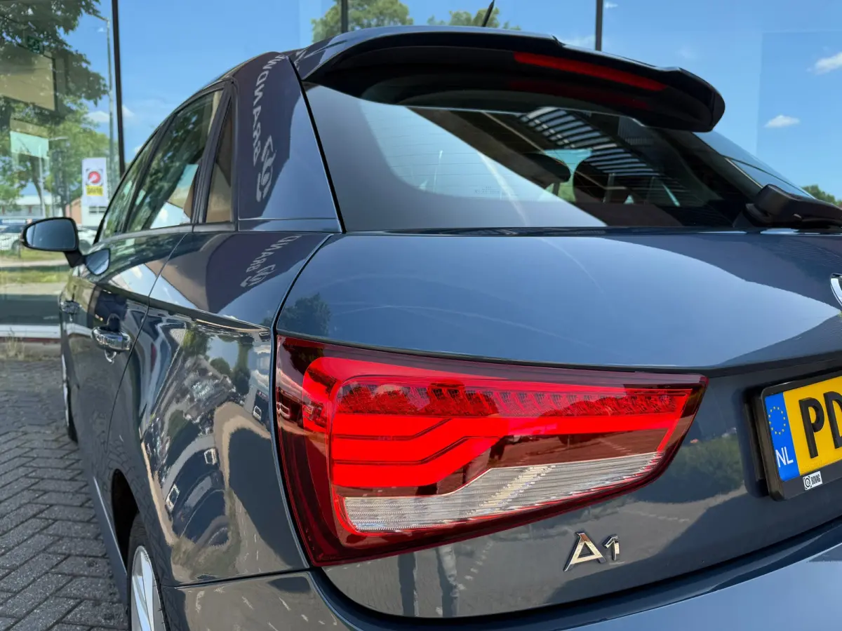 1.0 TFSI Adrenalin - Airco - Navi - Trekhaak - Org.NL
