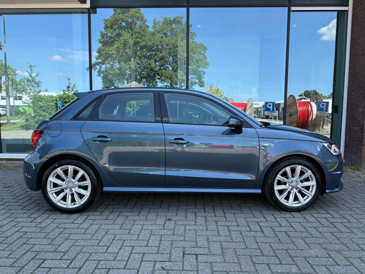 1.0 TFSI Adrenalin - Airco - Navi - Trekhaak - Org.NL