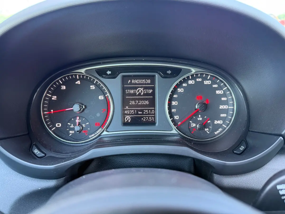 1.0 TFSI Adrenalin - Airco - Navi - Trekhaak - Org.NL