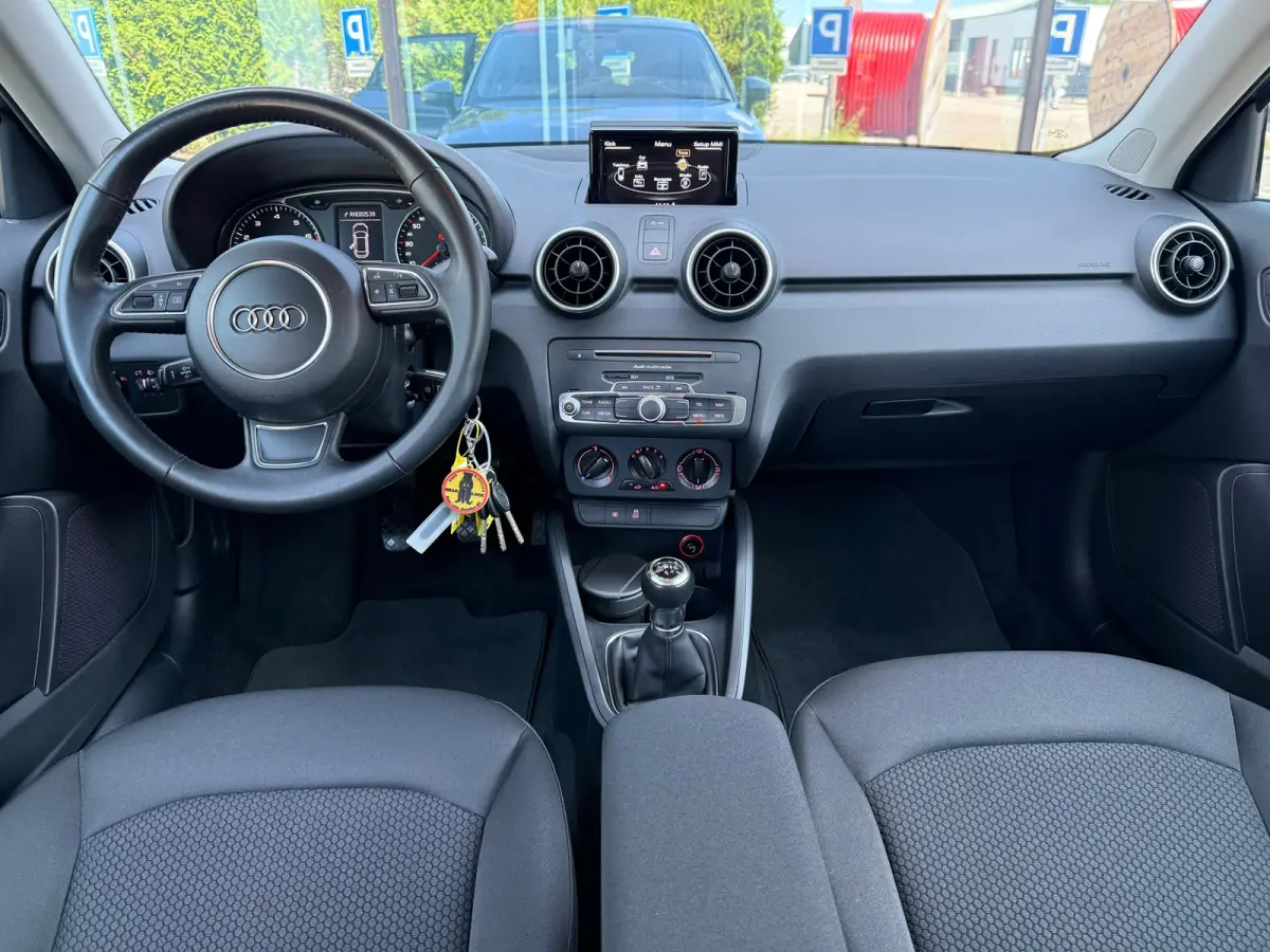 1.0 TFSI Adrenalin - Airco - Navi - Trekhaak - Org.NL