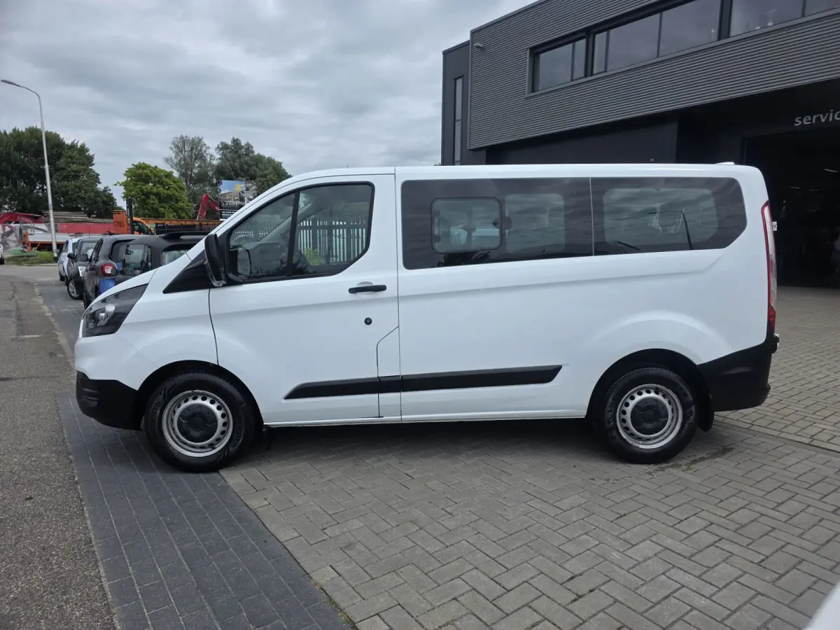 320 2.0 TDCI L1H1 Trend 9 personen