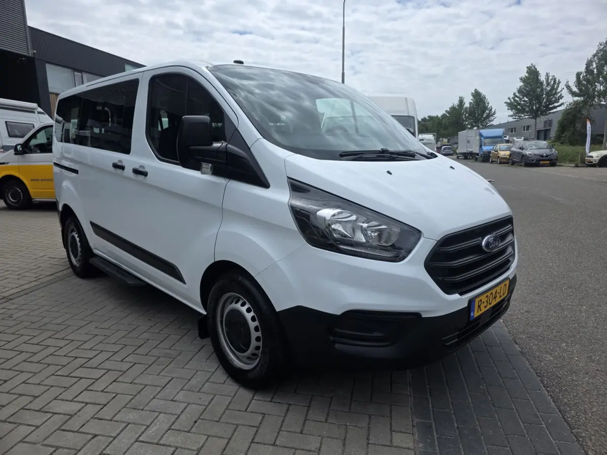320 2.0 TDCI L1H1 Trend 9 personen