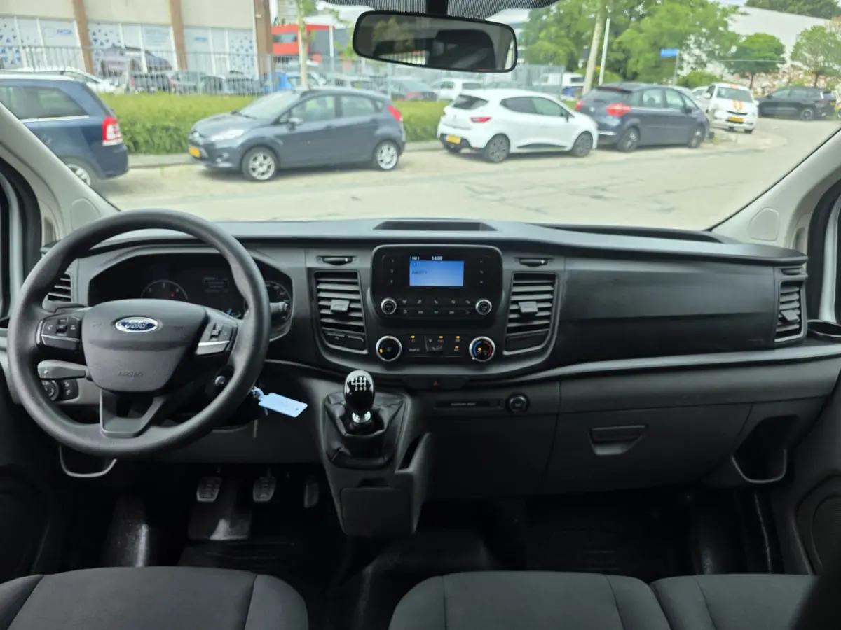 320 2.0 TDCI L1H1 Trend 9 personen