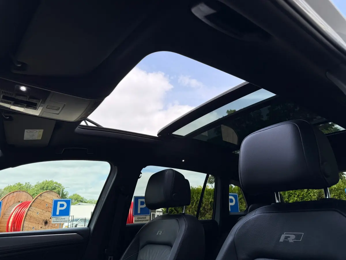 1.5 TSI ACT Highline Business R - Pano/Schuifdak- Leder - Navi - Afn.Trekhaak - Virt.Cockpit
