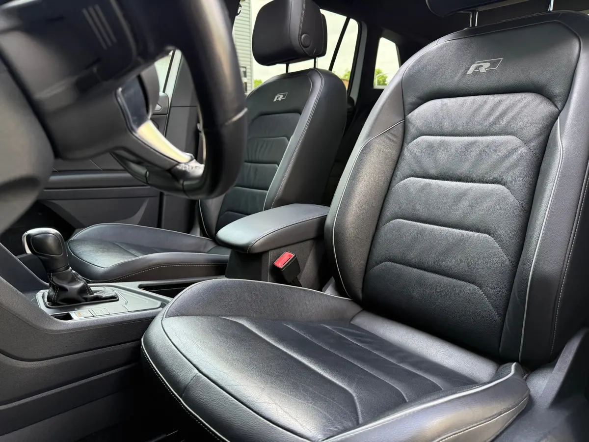 1.5 TSI ACT Highline Business R - Pano/Schuifdak- Leder - Navi - Afn.Trekhaak - Virt.Cockpit