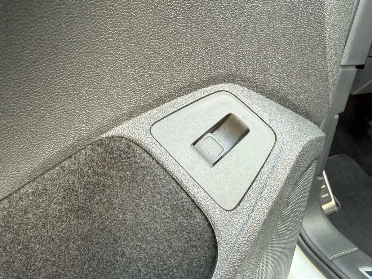 1.5 TSI ACT Highline Business R - Pano/Schuifdak- Leder - Navi - Afn.Trekhaak - Virt.Cockpit