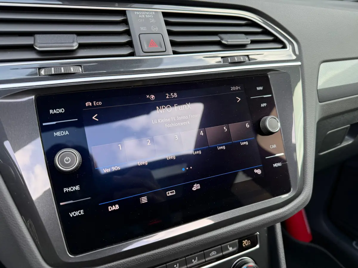 1.5 TSI ACT Highline Business R - Pano/Schuifdak- Leder - Navi - Afn.Trekhaak - Virt.Cockpit