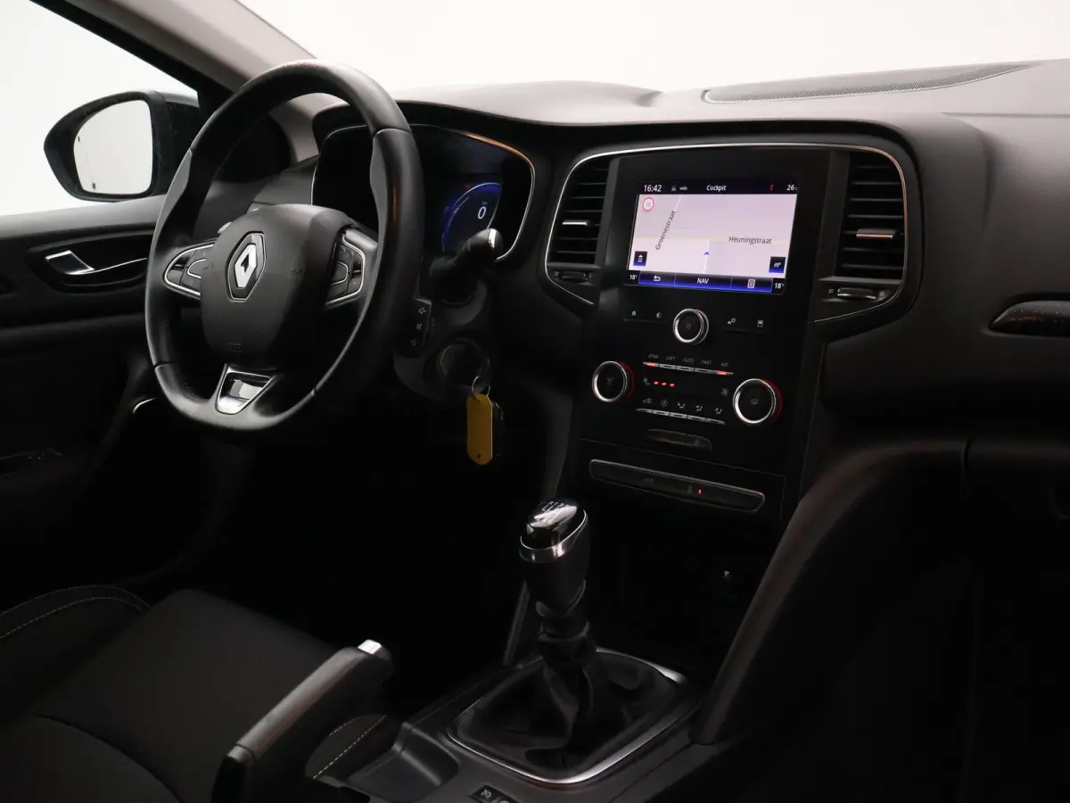 1.2 TCe 100 PK + 18 INCH LMV | NAVIGATIE | DAB + | DIGITALE COCKPIT | CLIMATE | CRUISE CONTROL