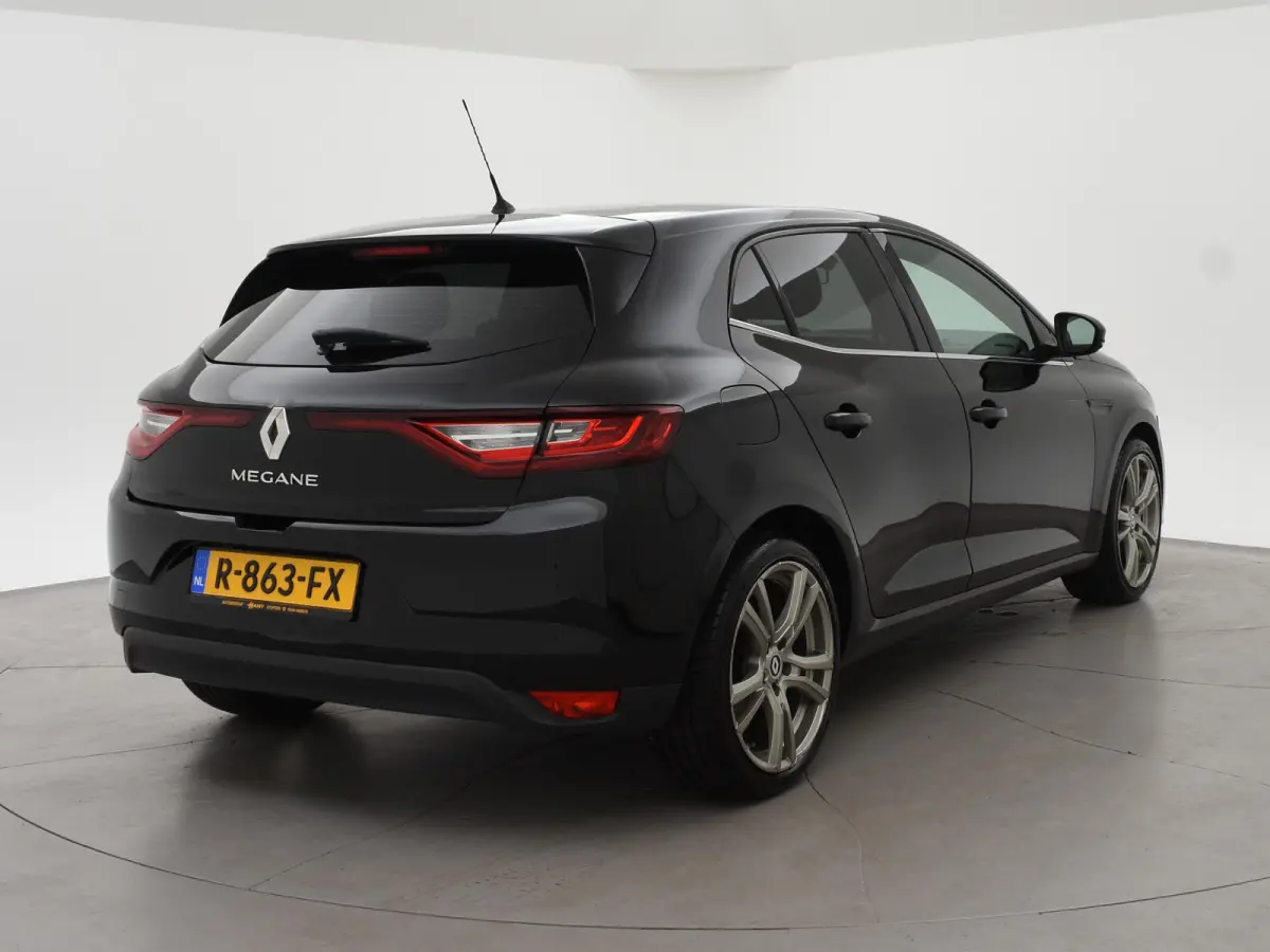 1.2 TCe 100 PK + 18 INCH LMV | NAVIGATIE | DAB + | DIGITALE COCKPIT | CLIMATE | CRUISE CONTROL