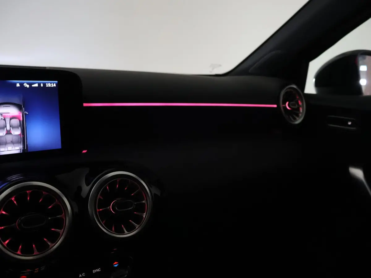 180 STAR EDITION AMG LINE LIMITED + PANORAMA | SFEERVERLICHTING | 19 INCH LMV | CAMERA
