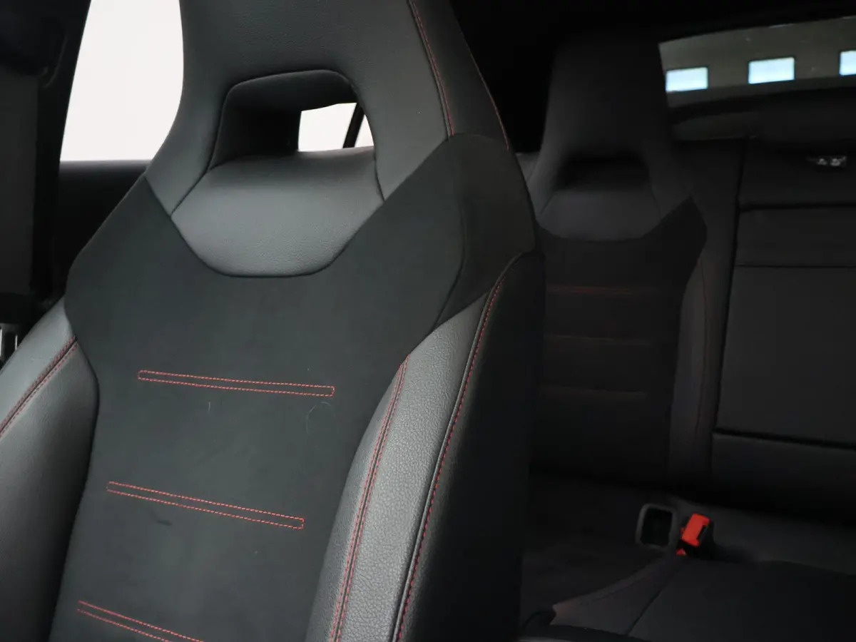 180 STAR EDITION AMG LINE LIMITED + PANORAMA | SFEERVERLICHTING | 19 INCH LMV | CAMERA