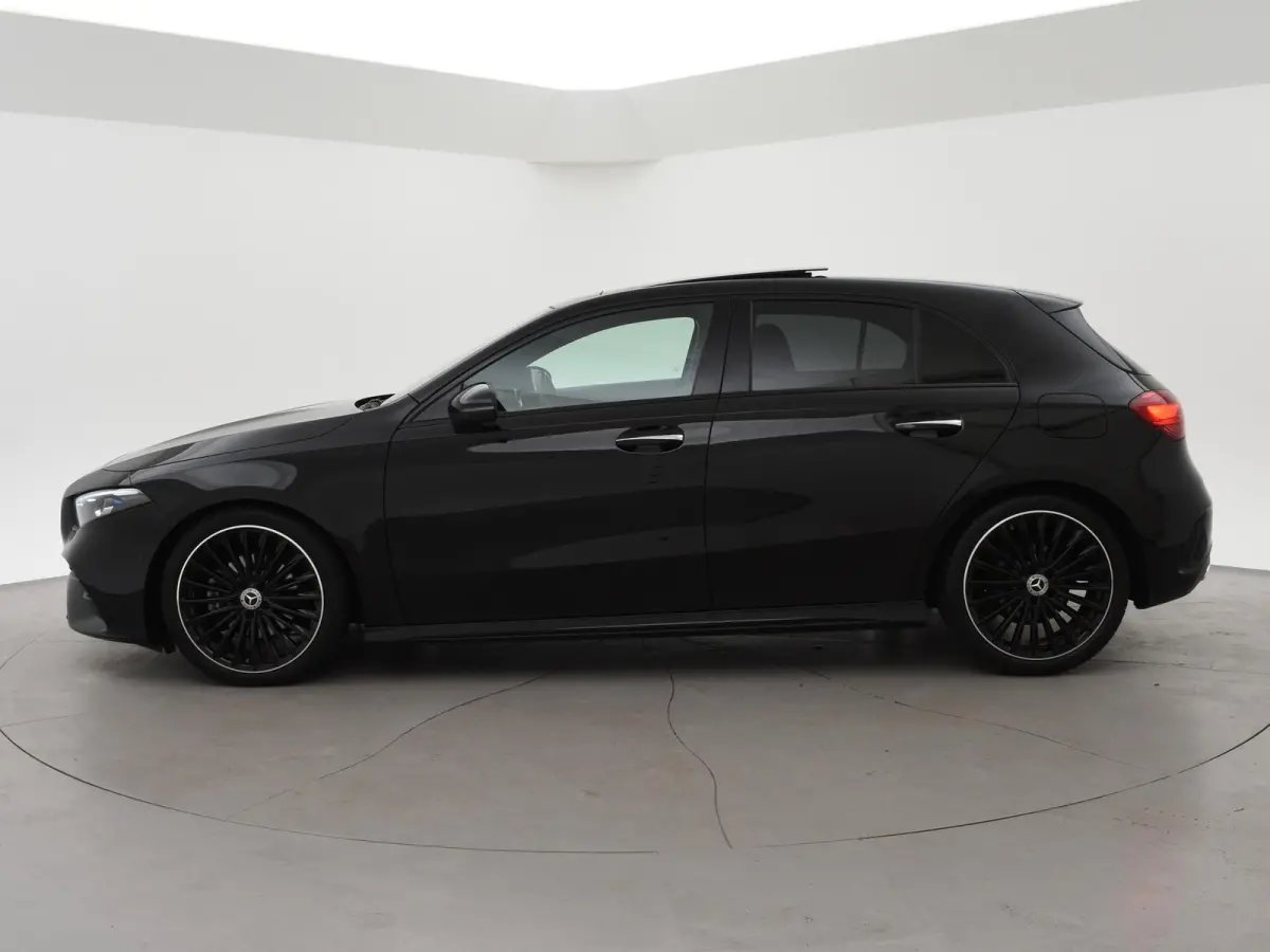 180 STAR EDITION AMG LINE LIMITED + PANORAMA | SFEERVERLICHTING | 19 INCH LMV | CAMERA