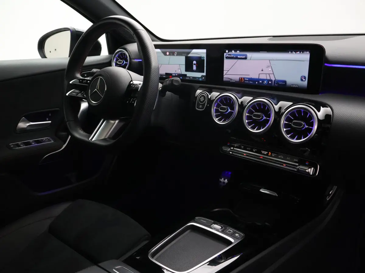 180 STAR EDITION AMG LINE LIMITED + PANORAMA | SFEERVERLICHTING | 19 INCH LMV | CAMERA