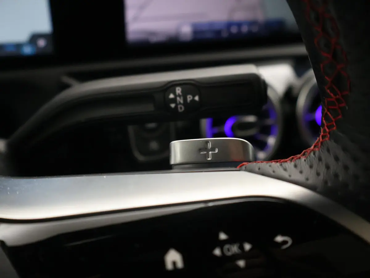 180 STAR EDITION AMG LINE LIMITED + PANORAMA | SFEERVERLICHTING | 19 INCH LMV | CAMERA