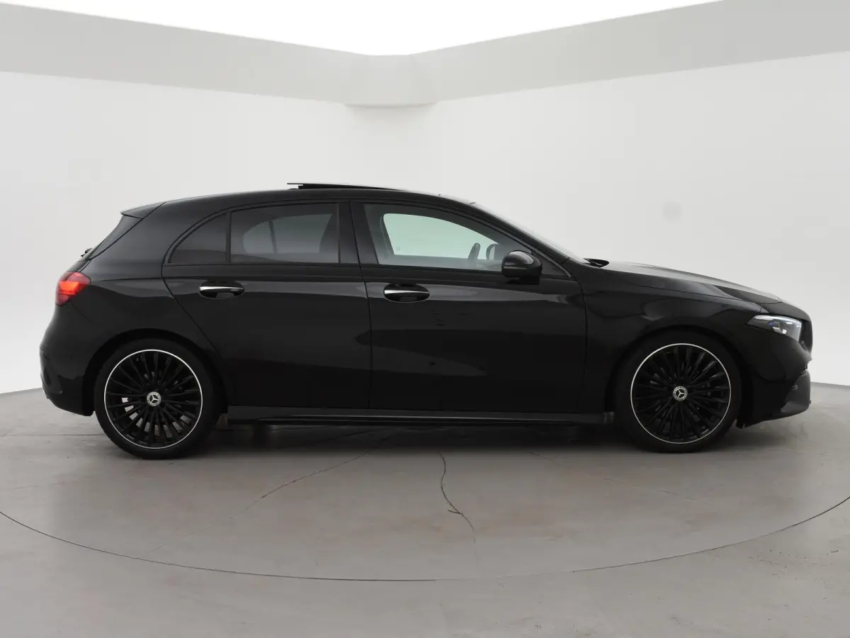 180 STAR EDITION AMG LINE LIMITED + PANORAMA | SFEERVERLICHTING | 19 INCH LMV | CAMERA