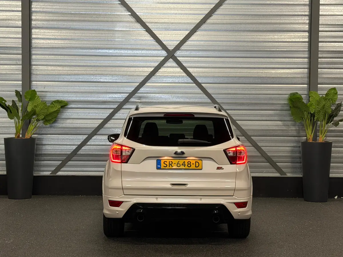 1.5 EcoBoost ST Line XENON/NAVI/CRUISE/SFEERV/CARPLAY/STOEL+STUURVERW/PDC/CLIMATE/TREKHAAK/12-MND-GARANTIE