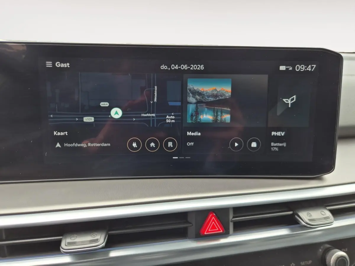 1.6 T-GDi Plug-in Hybrid 4WD DynamicPlusLine 7p | Climate Control | Cruise Control | Navigatie | 360° Camera | 7-Zits | Stoelverwarming | Panorama Dak | Elektrische Kofferklep |