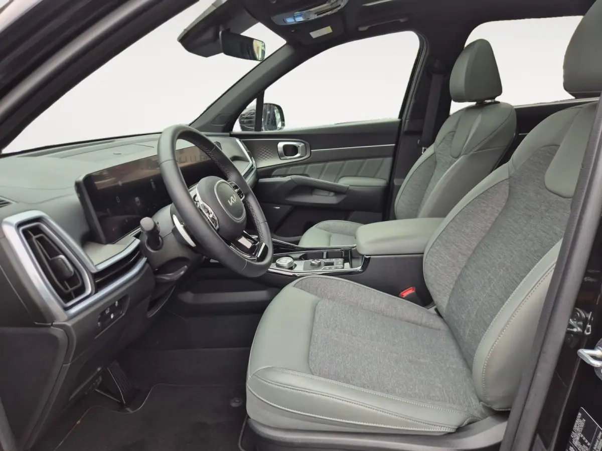 1.6 T-GDi Plug-in Hybrid 4WD DynamicPlusLine 7p | Climate Control | Cruise Control | Navigatie | 360° Camera | 7-Zits | Stoelverwarming | Panorama Dak | Elektrische Kofferklep |