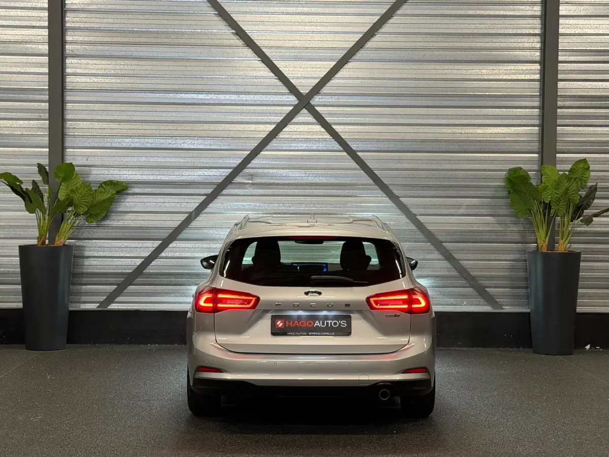 1.0 EcoBoost Titanium Hybrid Automaat BTW/125-PK/LED/CARPLAY/NAVI/PDC/CLIMATE/RIJMODUS/12-MND-GARANTIE