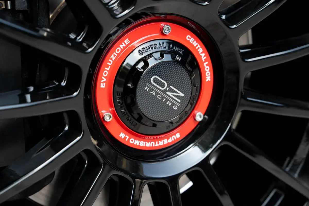 2.0 TSI R | Pano | Camera | Dynaudio | Onderhouden