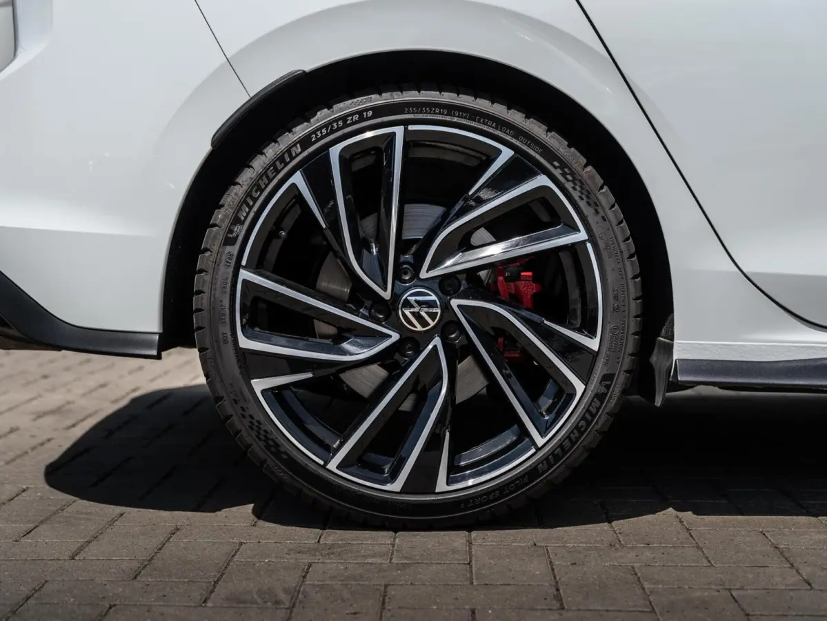 2.0 TSI GTI Clubsport IQ|Cam|Pano|BOMVOL!