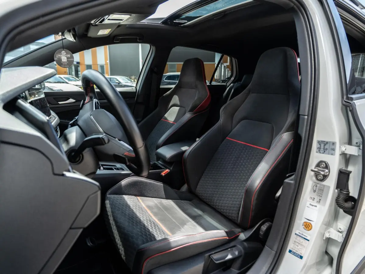 2.0 TSI GTI Clubsport IQ|Cam|Pano|BOMVOL!