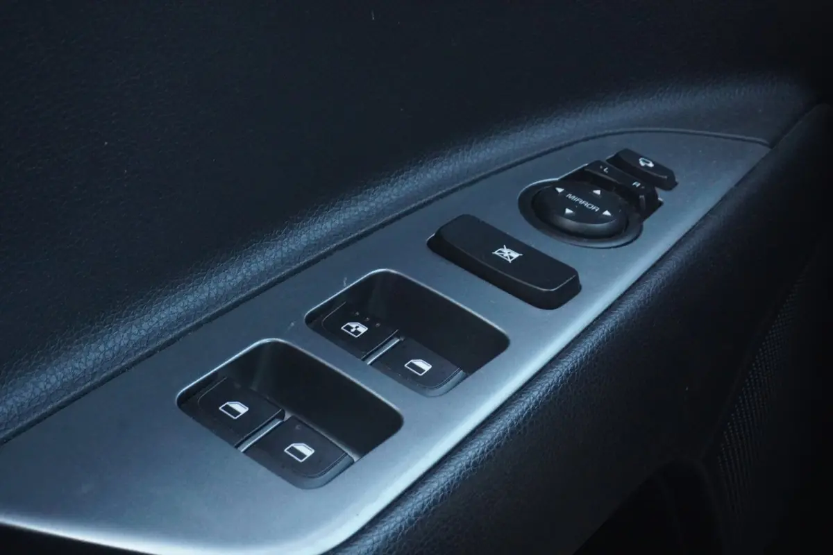 1.0 T-GDi MHEV GT-Line+Led+Leder+ecc+camera+Breed-Navigatie+Stoel&Stuur-verw = SUPER !!