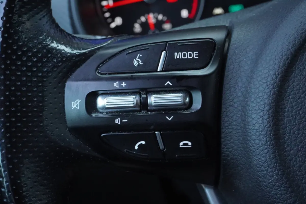 1.0 T-GDi MHEV GT-Line+Led+Leder+ecc+camera+Breed-Navigatie+Stoel&Stuur-verw = SUPER !!