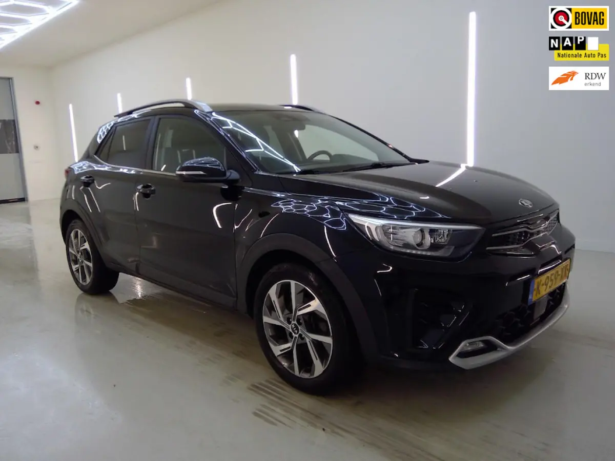 1.0 T-GDi MHEV GT-Line+Led+Leder+ecc+camera+body-Kitt = SUPER !!