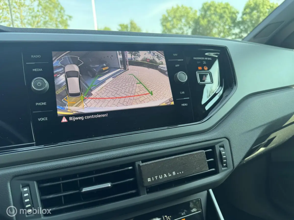 1.0 TSI R-Line Business Automaat Garantie