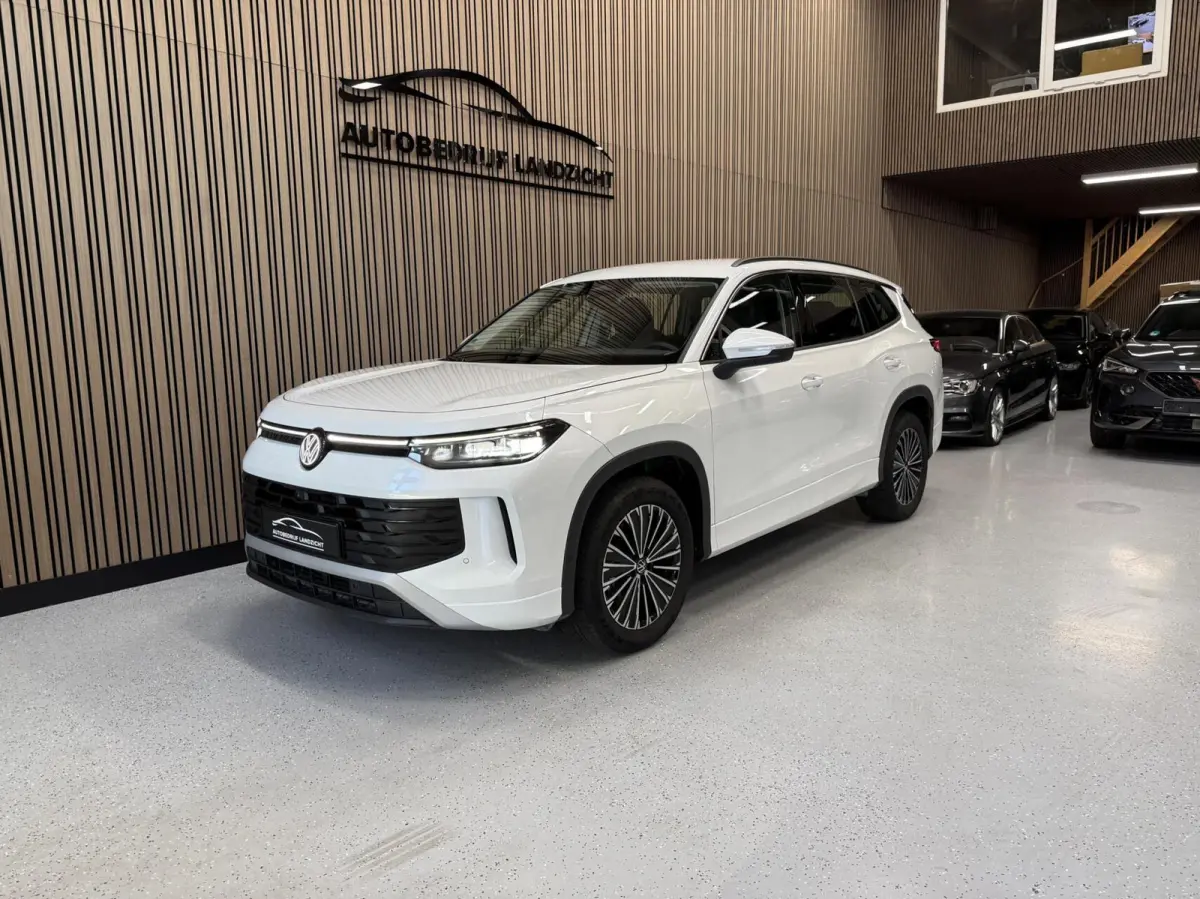 1.5 eTSI Life Edition 7p | 2025 | Automaat