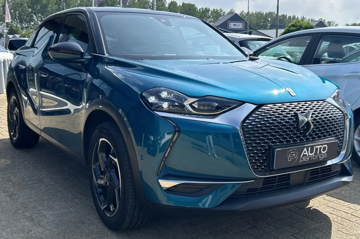 1.2 PureTech Grand Chic 156PK | BOMVOL | AUTOMAAT | 1e Eigenaar | NL AUTO | Trekhaak | DAB+ | 18 Inch | Lederen Bekleding | Navigatie | Climate Control | Apdative Cruise Control | Head Up Di