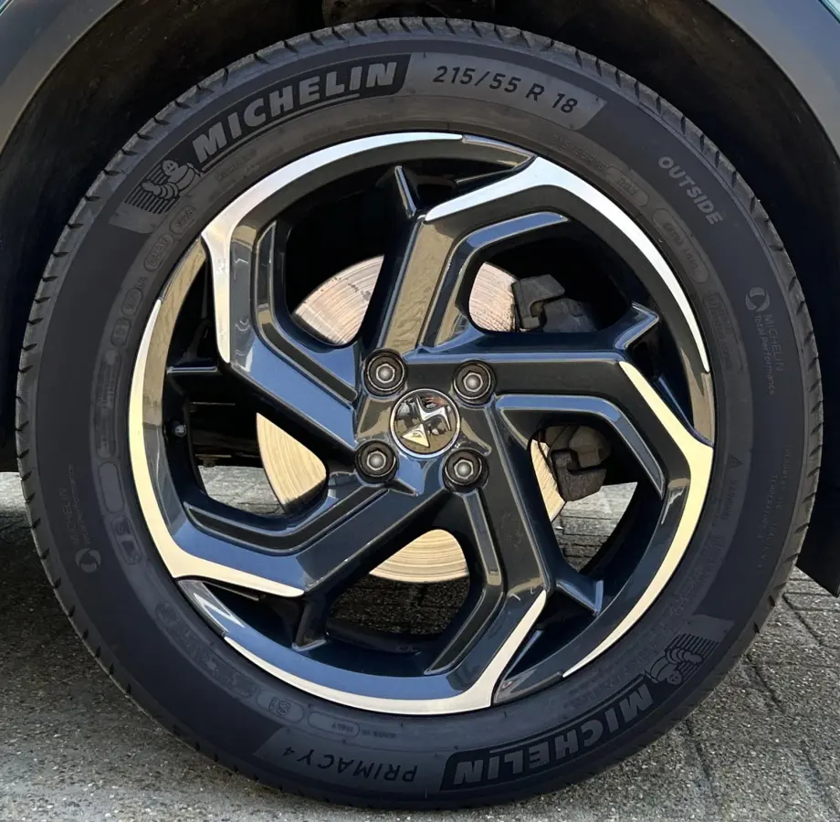 1.2 PureTech Grand Chic 156PK | BOMVOL | AUTOMAAT | 1e Eigenaar | NL AUTO | Trekhaak | DAB+ | 18 Inch | Lederen Bekleding | Navigatie | Climate Control | Apdative Cruise Control | Head Up Di
