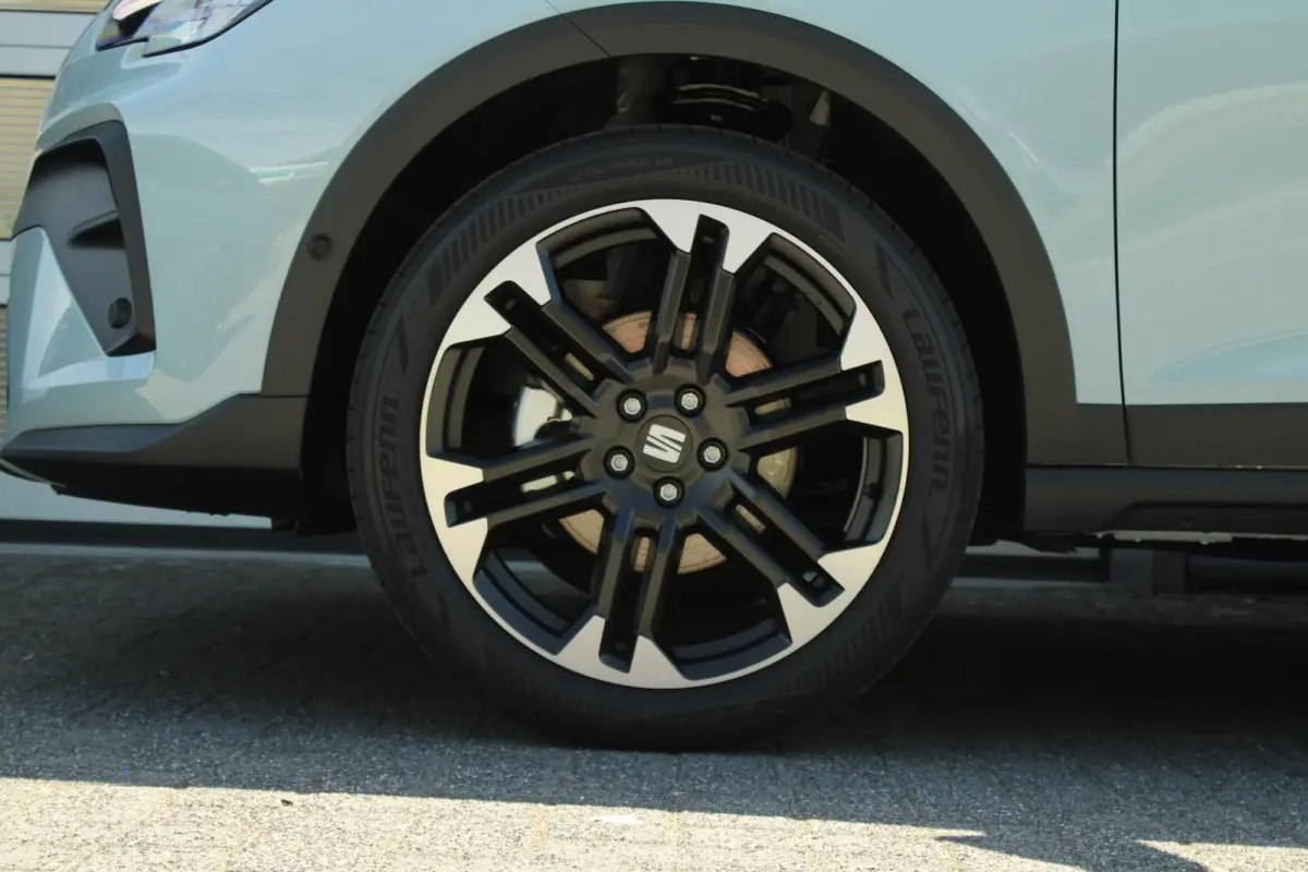 1.0 EcoTSI 95pk FR Business Connect | Voorstoelen Verwarmd | Parkeersensoren
