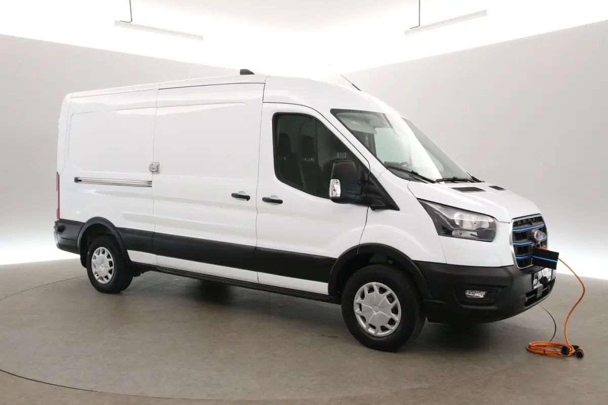 L3H2 68 kWh 184PK | Snelladen | SOH 91% | 360° | 3 Zits | Clima | Cruise | Carplay | Parkeersens.