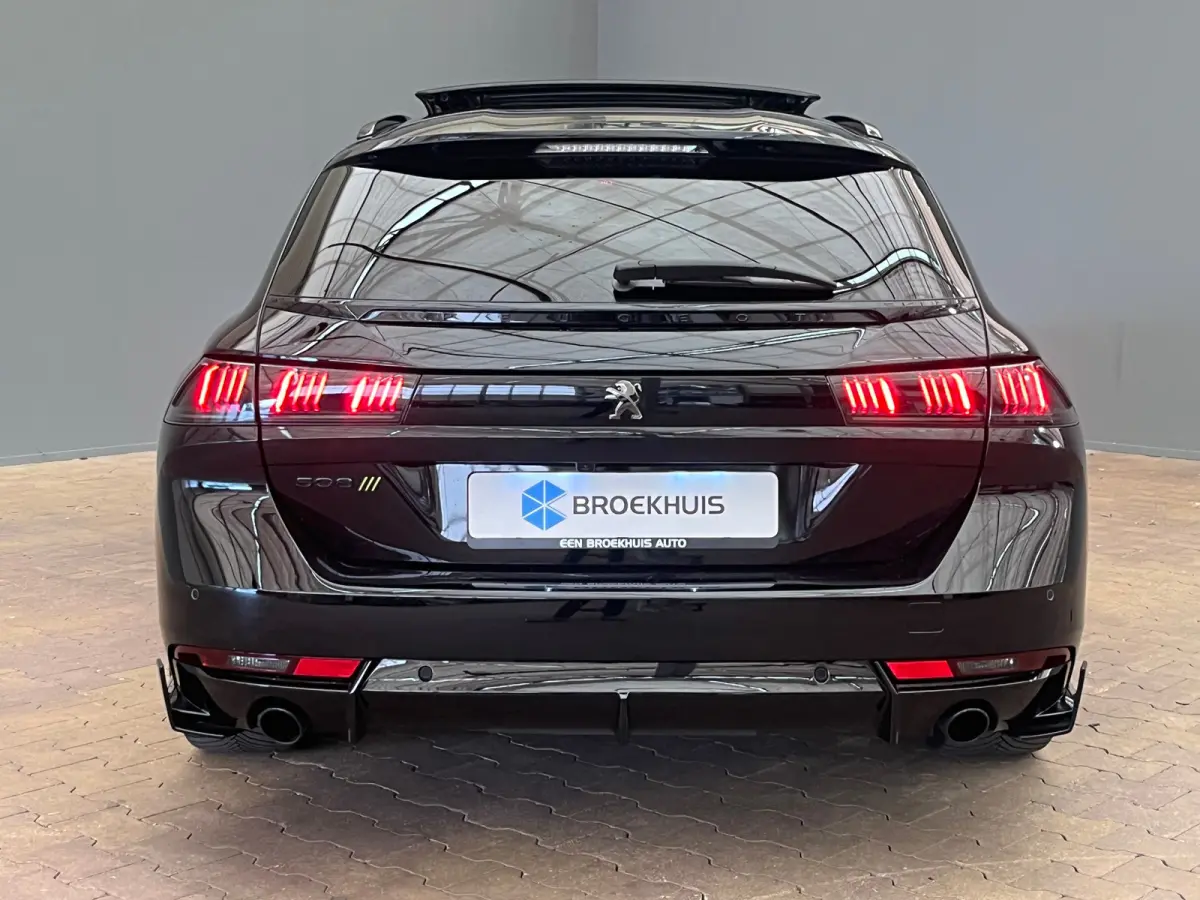 1.6 HYbrid 360 PSE 360PK!! | Panoramadak | Elek. Stoel met Massage | Alcantara | Stoelverwarming | Camera Rondom  | Achteruitrijcamera | Apple Carplay/Android Auto|telefoonintegratie premium
